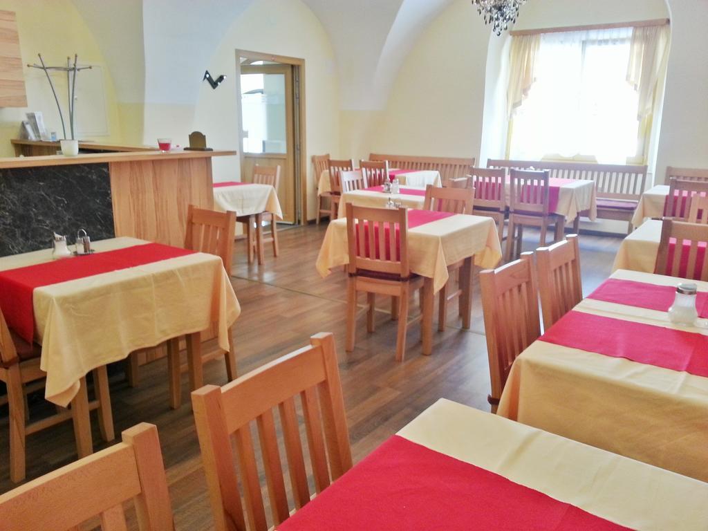 Pension Weisses Lamm Melk Exterior foto