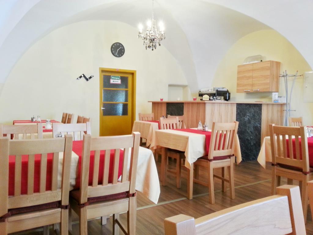 Pension Weisses Lamm Melk Exterior foto